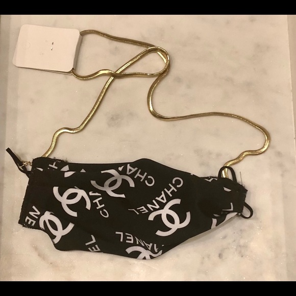 COPY - Face Mask Necklace NEW - Picture 1 of 2